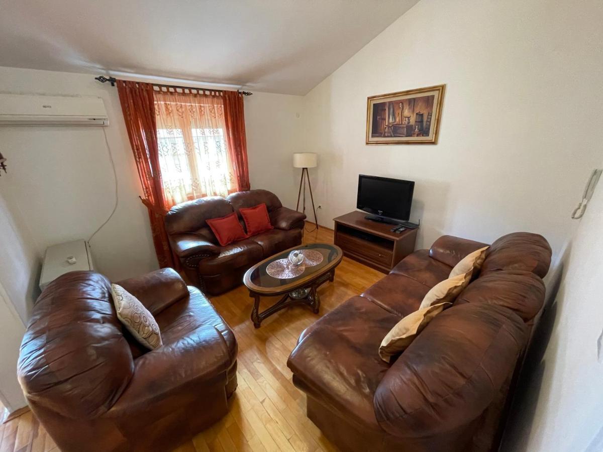 Aquarium Apartment Kotor Eksteriør bilde