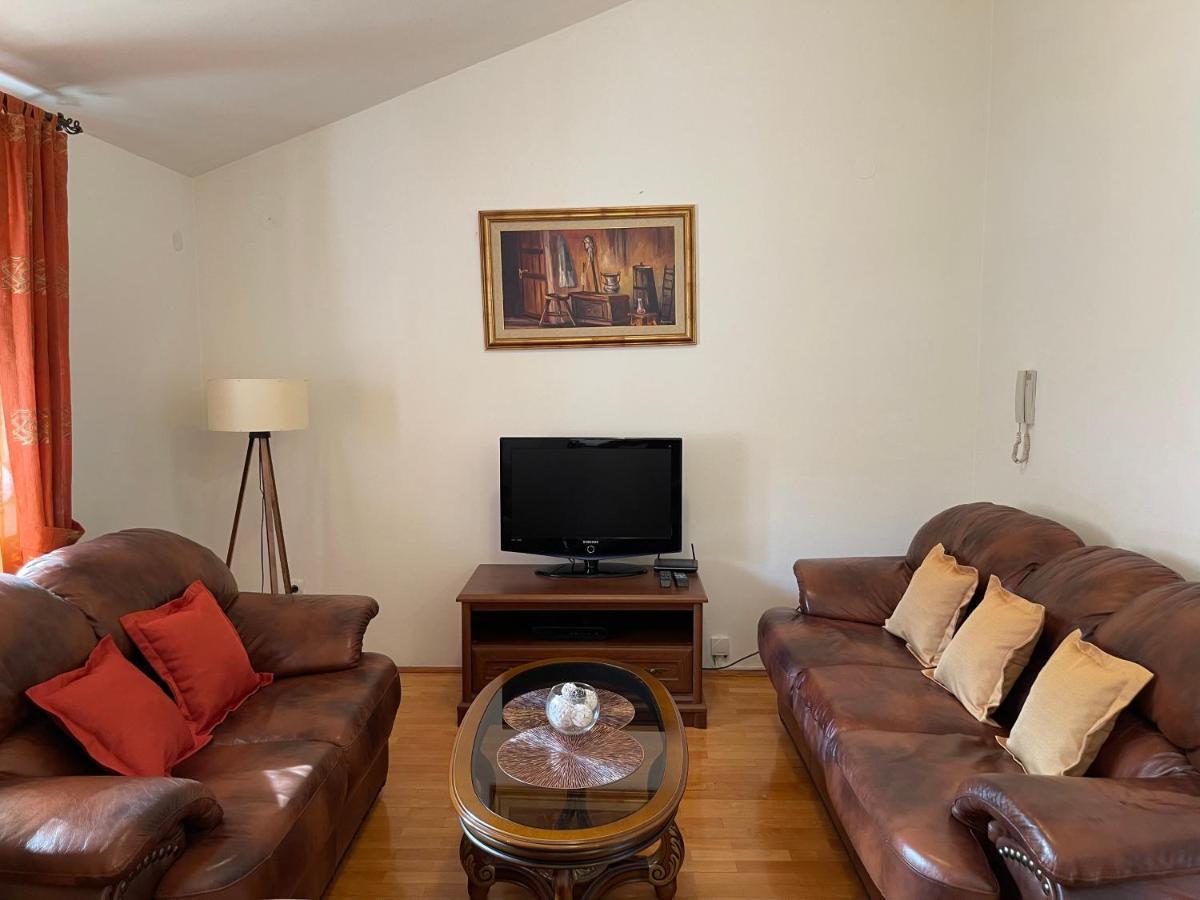 Aquarium Apartment Kotor Eksteriør bilde