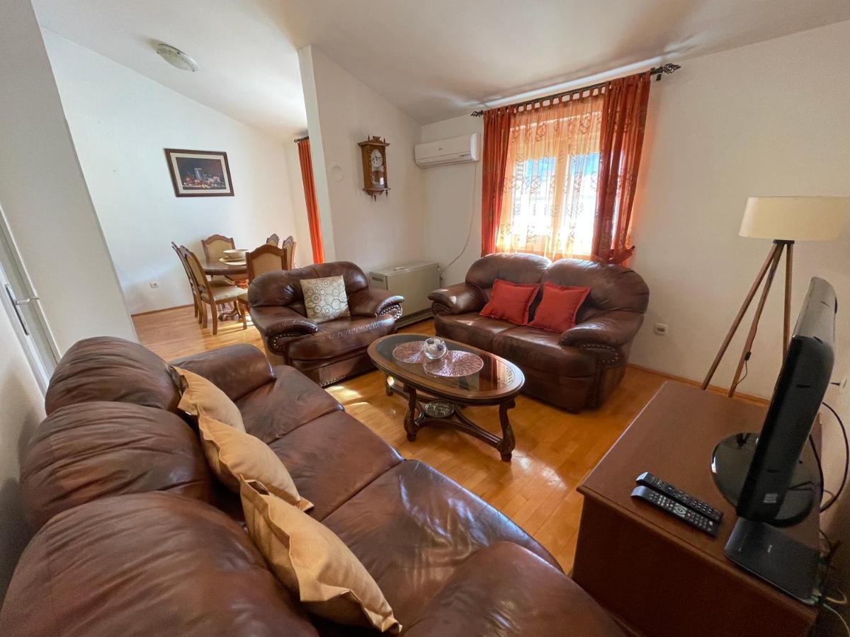 Aquarium Apartment Kotor Eksteriør bilde