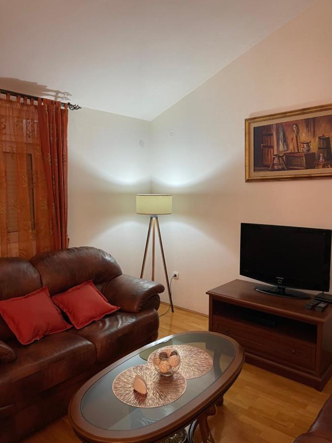 Aquarium Apartment Kotor Eksteriør bilde