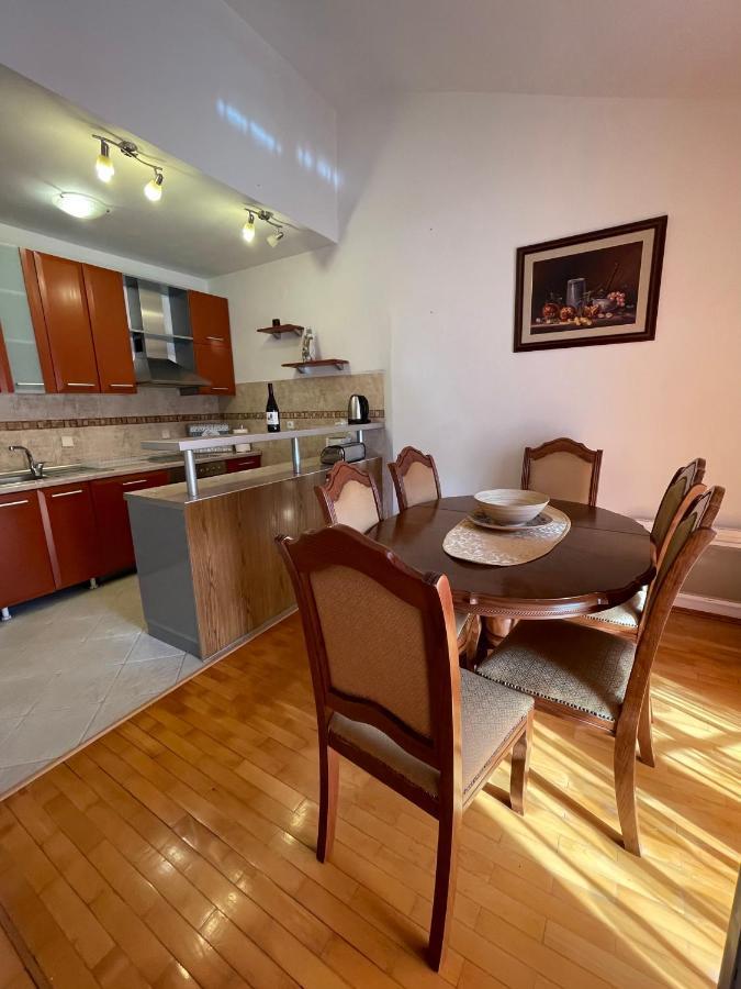 Aquarium Apartment Kotor Eksteriør bilde
