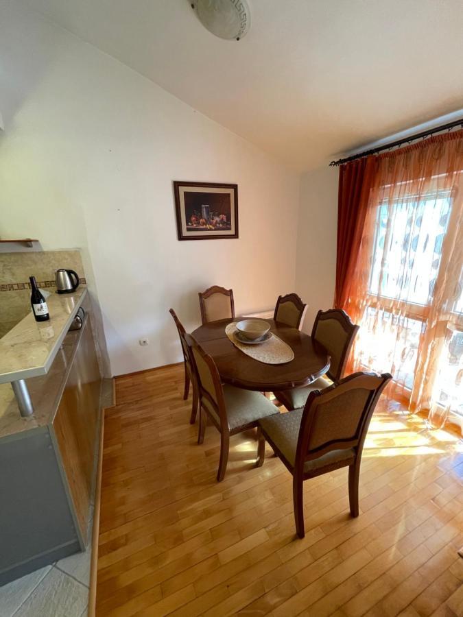Aquarium Apartment Kotor Eksteriør bilde